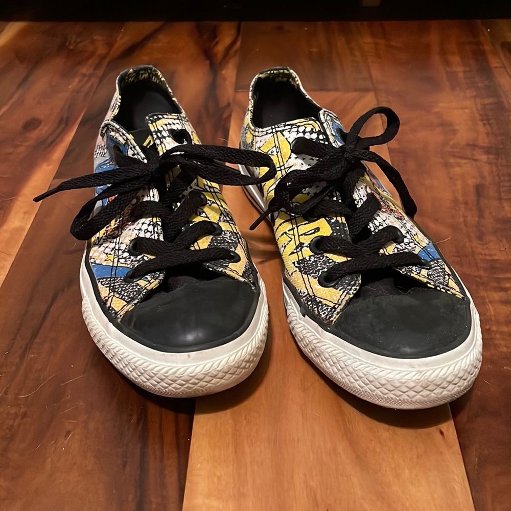 Batgirl Low Top Converse